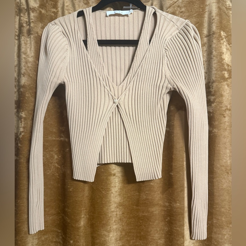 Astr Cream Ribbed Crop Top